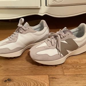 New Balance 327 moonlight driftwood (white & grey)